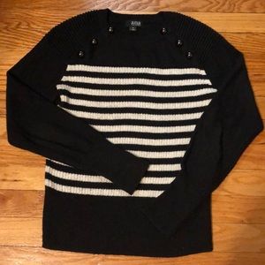 Anna Black and White striped sweater